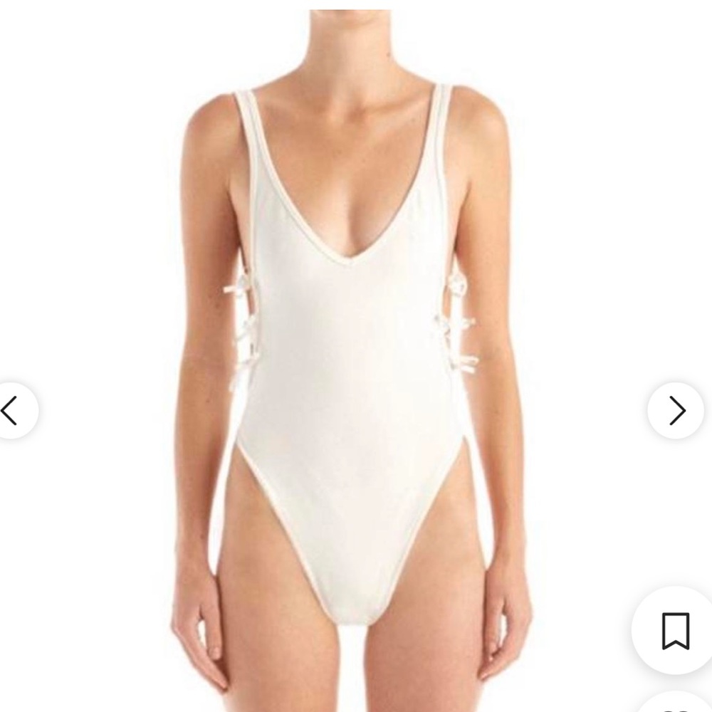 Are you are I naia bodysuit M